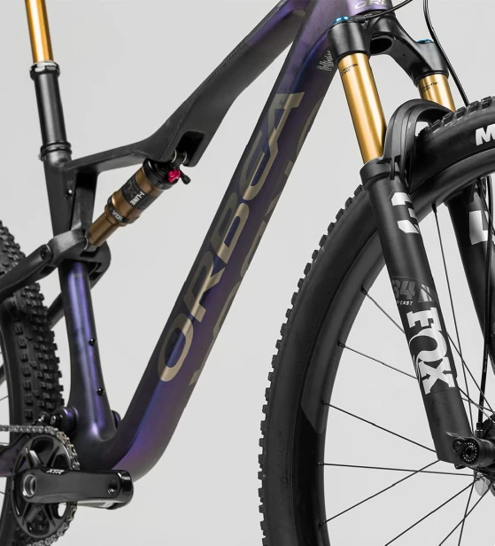 ORBEA OIZ M PRO 2023.jpg