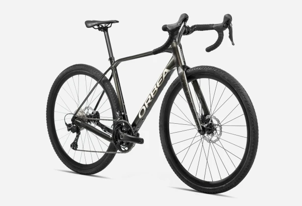Gravel ORBEA TERRA H40 - przodem