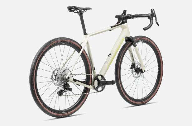 R152TTCC-DI-BACK-TERRA_M22TEAM_over.jpg