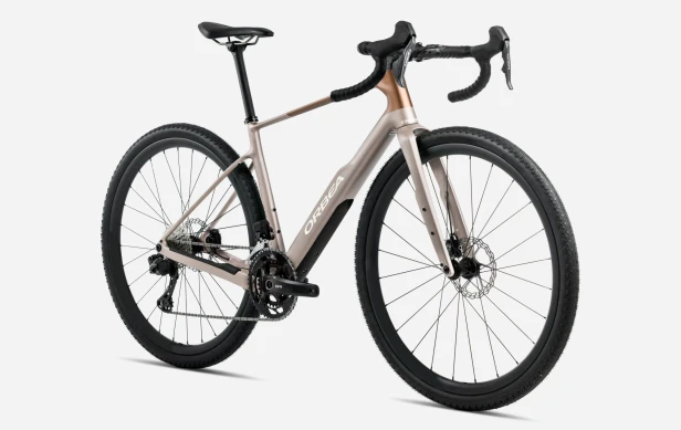 T142TTCC-GP-FRONT-TERRA_M20iTEAM_over.jpg