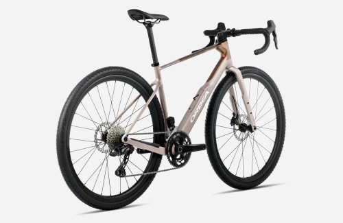 T142TTCC-GP-BACK-TERRA_M20iTEAM_over.jpg