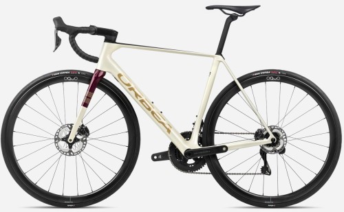 R114TTCC-AJ-SIDE2-ORCA_M20iTEAM.jpg