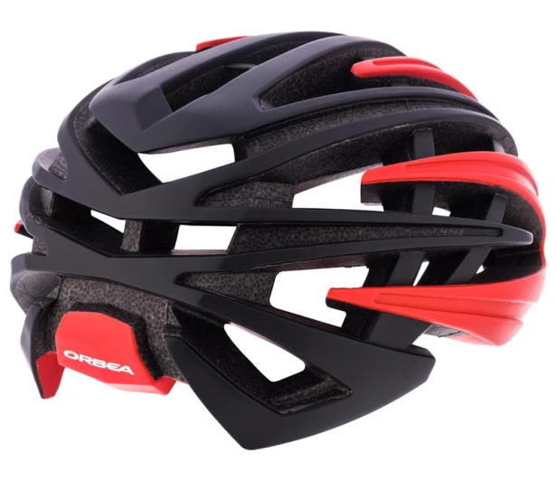 Kask Orbea R10 czarno-czerwony tył.jpg